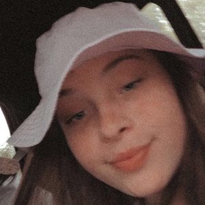 Meet your Posher, Addison